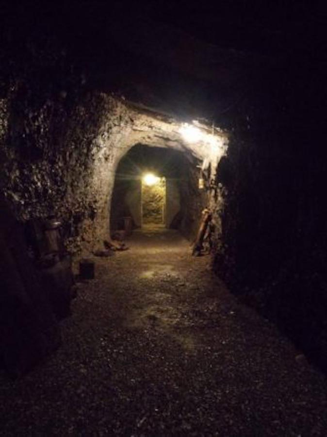 ボルゴ・ア・モッツァーノ Casa Di Anchianoヴィラ エクステリア 写真